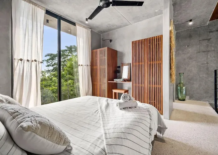 Tl1 Bright Stylish Loft With Views Apartment *